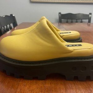 NEW Simon Miller platform grip bubble clog in mustard, size 38